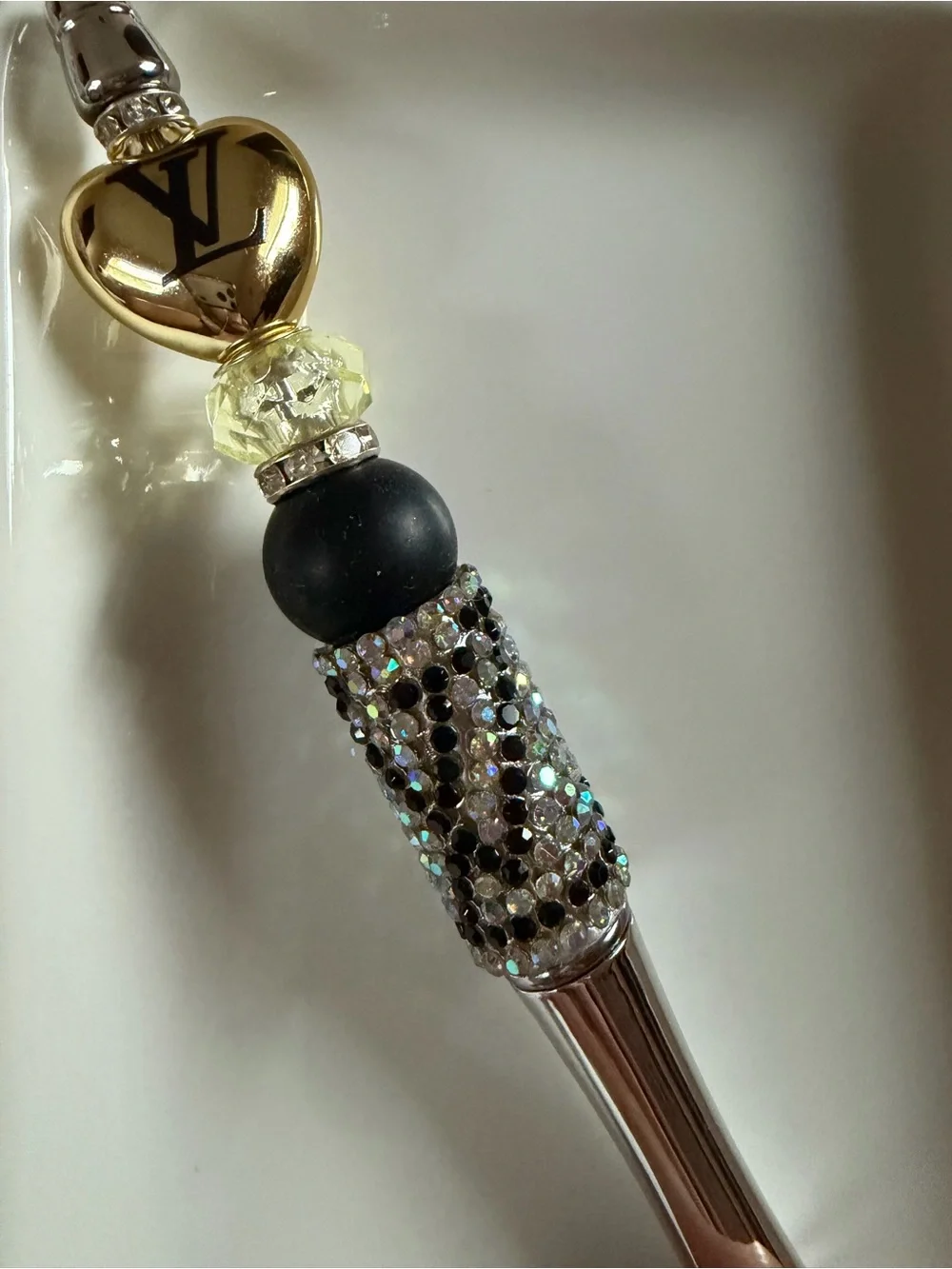 BEADED PEN
